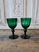Grønt hvidvinsglas med oliven slibninger fra Holmegaard