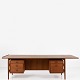 Roxy Klassik 
præsenterer: 
Arne 
Vodder / Sibast 
Furniture
Model 216 - 
Skrivebord i 
teak med fem 
skuffer og ...