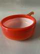 Bowl with handle Palet Holmegaard
Height 5 cm.
Length 20.5 cm.