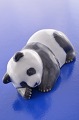 Kongelig figur 
665 Panda sover