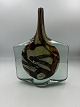 Michael Harris 
vintage glas 
vase