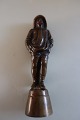 An old figure, he is perhaps an angler, made of 
brass
H: 13cm
W: 16,5cm
Heavy
In a very good condition
Articleno.: KM1005