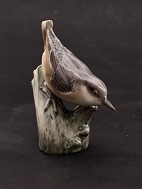 B & G nuthatch 2406