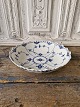 Karstens Antik 
presents: 
Royal 
Copenhagen Blue 
Fluted full 
lace large bowl 
no. 1019