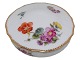 Full Saxon Flower
Small lidded bowl