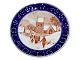 Antik K 
presents: 
Royal 
Copenhagen 
miniature 
Christmas plate 

Glædelig Jul - 
Chruch