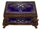 Antik K 
presents: 
Tahan 
France
Gilded bronze 
Jewellery box 
with dark blue 
Sevres enamel 
from around 
1880