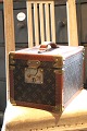Original Louis 
Vuitton vintage 
beauty case ( 
beauty box )...