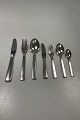 Danam Antik 
presents: 
Hingelberg 
Sterling Silver 
Flatware No. 11 
for 12 persons 
94 pieces Svend 
Weirauch