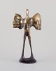 L'Art 
præsenterer: 
Stor 
bronzeskulptur. 
Forestillende 
mand med 
vinger.
Unika skulptur 
i massiv og 
tung kvalitet.