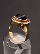 Middelfart 
Antik 
præsenterer: 
14 karat 
guld ring med 
ametyst