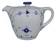 Blue 
Traditional 
Thick porcelain
Small teapot