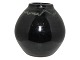 Dahl Jensen 
keramik
Vase med sort 
glasur fra 
1925-1928