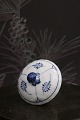 Royal 
Copenhagen Blue 
Fluted Plain 
lid for 
chocolate ...