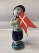 Aluminia figur  år.1942 Lille bror fajance Børnehjælpsdagsfigurer