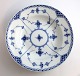 Lundin Antique 
præsenterer: 
Royal 
Copenhagen. 
Musselmalet, 
halvblonde. Dyb 
tallerken. 
Model 659. 
Diameter 23,5 
...