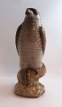 Bing & Grøndahl. Porcelænsfigur. Spurvehøg. Model 1892. Højde 28,5 cm. (2 
sortering)