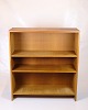 Osted Antik & 
Design 
præsenterer: 
Reol - 
Egetræ - Hans 
J. Wegner - Ry 
Møbelfabrik - 
Model RY16 - 
Egetræ - ...