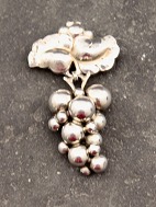 Georg Jensen Moonlight Grapes Broche 217B