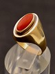 8 carat gold ring with coral