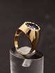 14 carat gold 
ring with 
amethyst