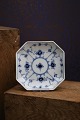 Blue Fluted 
Plain set tray 
from Royal 
Copenhagen. 
1/229...