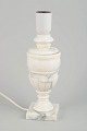 L'Art præsenterer: Italiensk alabaster bordlampe, midten af 1900-tallet.