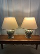 Antik Pjot 
præsenterer: 
2 
Bordlamper
 Kr. 1400,-