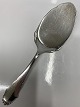 Christiansborg Silver Cake Spoon
Toxværd
Length 21.8 cm.