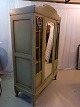 Antik Pjot præsenterer: Klædeskab Kr. 2200,-