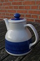 Antikkram præsenterer: Blå Koka svensk porcelæn, Kaffekander med låg