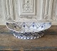 Karstens Antik præsenterer: Royal Copenhagen Musselmalet helblonde sjælden brødkurv no. 1002
