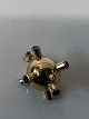 Antik Huset præsenterer: Kugle med sten Charms / Vedhæng i 14 karat Højde 16,60 mm