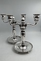 Danam Antik præsenterer: Par Georg Jensen Sølv 2 armet Lysestager med 4 fødder No. 114