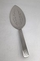 Danam Antik præsenterer: Georg Jensen Sterling Sølv Bernadotte Fiskeserveringsspade No. 140A