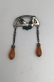 Danam Antik præsenterer: Georg Jensen 826 Sølv Broche Rav /Chrysopras (No 8) (1904-1908)