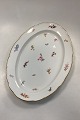 Danam Antik præsenterer: Meissen Porcelæn Ovalt Fad, Stort med Blomster Design