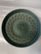 Antik Huset præsenterer: Kronjyden, Azur stentøj, rundt fad på fod.Diameter 19,0 cm.
