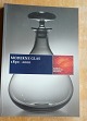 Antikkram præsenterer: Moderne glas 1890-2000. Illustreret håndbog for Glassamlere, i fin stand.