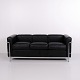 Osted Antik & Design præsenterer: LC2 3 Personers Sofa i Originalt Sort Læder og Kromstål for Cassina