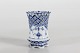Stari Antik præsenterer: Royal CopenhagenMusselmalet Helblonde Vase 1016