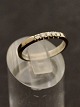 Middelfart Antik præsenterer: 14 karat hvidguld ring med 5 diamanter