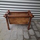 Kinnerup Antik & Porcelæn præsenterer: Skjøde Magasinholder44 cm