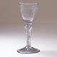Aabenraa Antikvitetshandel præsenterer: Nøstetangen Chrystal Desert glas prydet med kartouche med monogram ...
