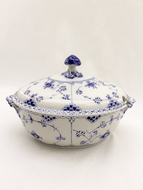 Royal Copenhagen blue fluted half lace tureen dess. 1/595