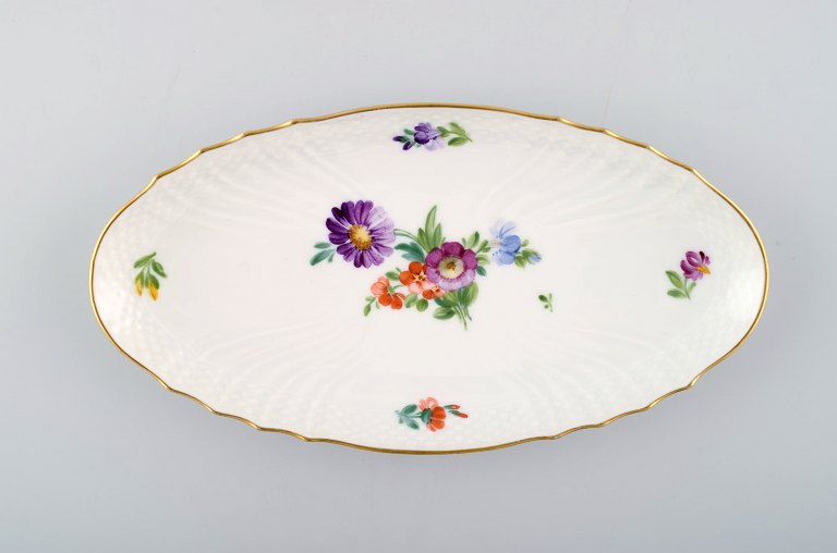 Royal Copenhagen Saxon Flower, oblong dish.
