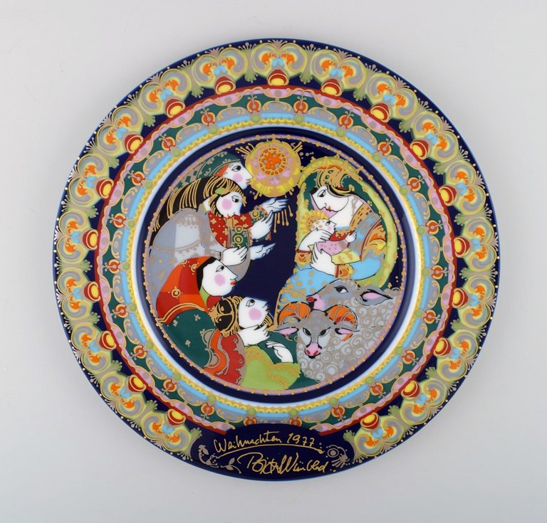 Rare hand painted Rosenthal Bjørn Wiinblad Christmas plate from 1977. "The 
shepherds greet the newborn king".
