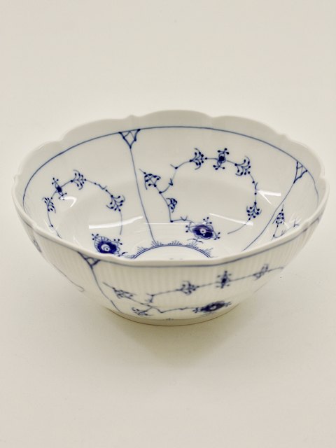 Royal Copenhagen blue fluted salad bowl 1/311