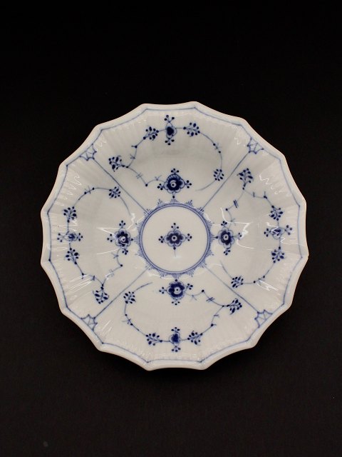 Royal Copenhagen blue fluted dish 1/142