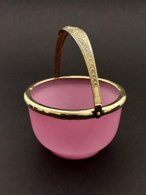 Pink sugar bowl with brass mounting 19th century.